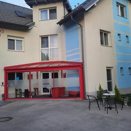 Hotel Exakt Holding à Tulln An Der Donau Extérieur photo