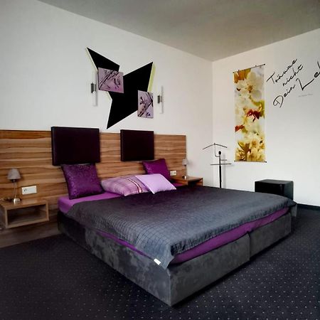Hotel Exakt Holding à Tulln An Der Donau Extérieur photo